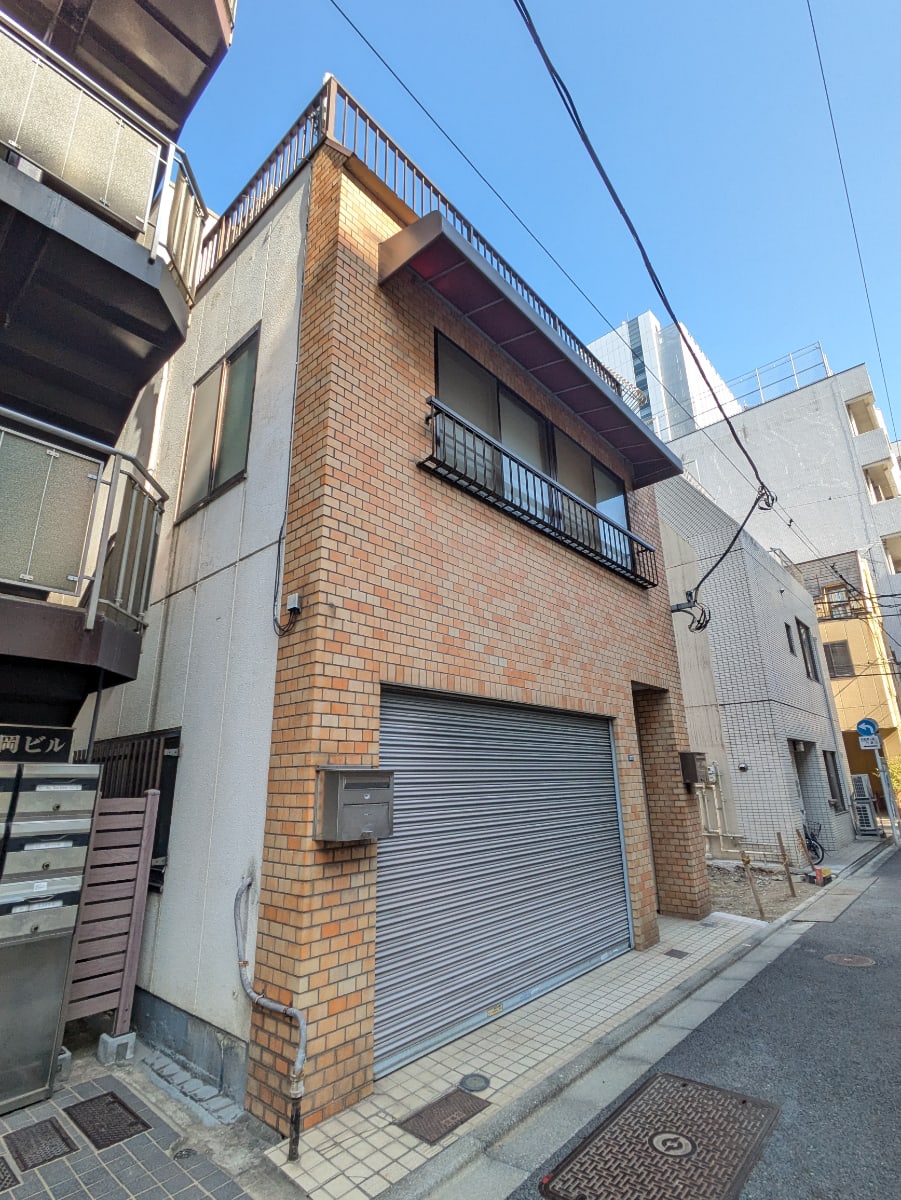 v20260318150758/fresh/building/J00100403983_5