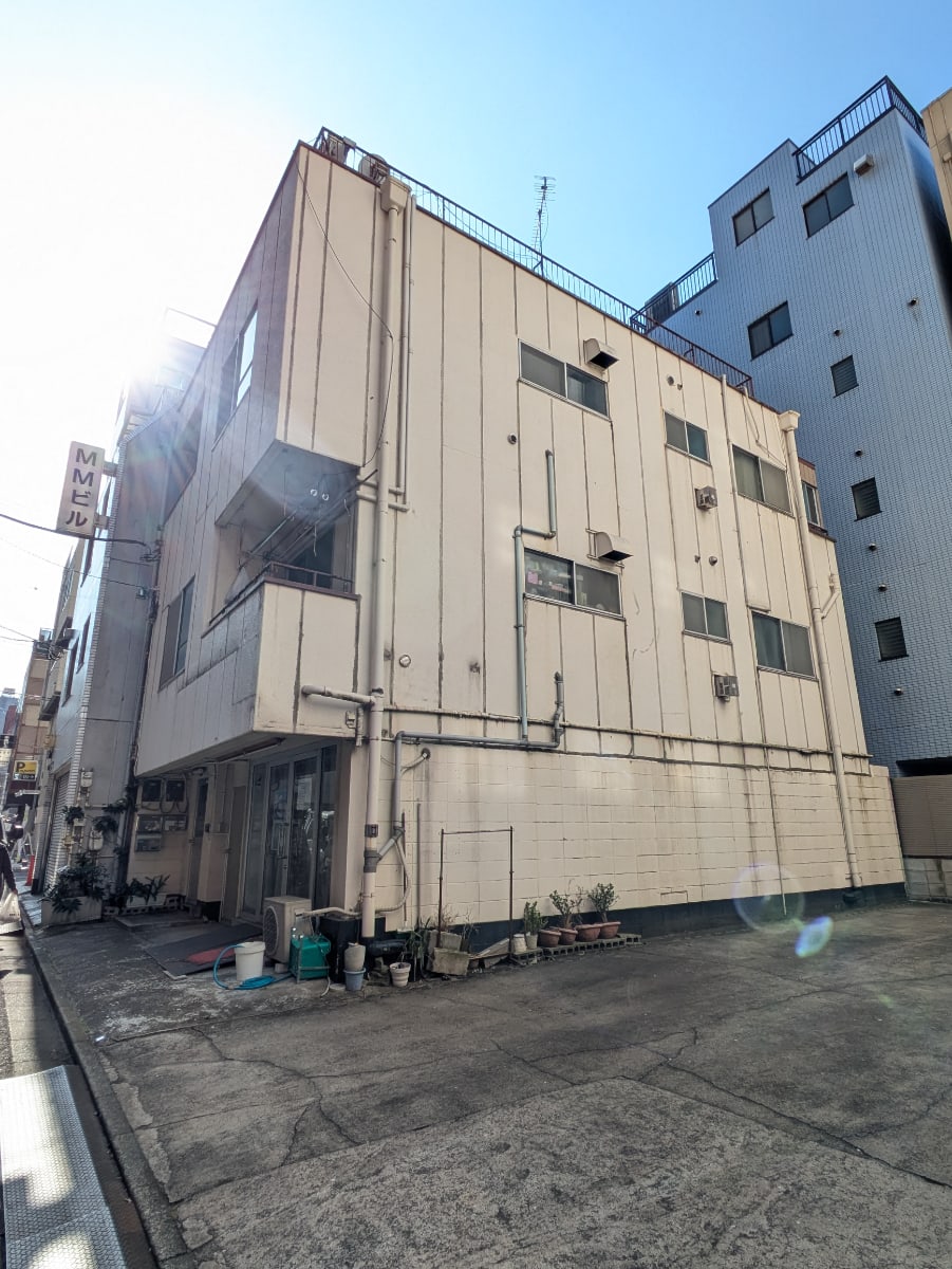 v20260318150758/fresh/building/J00100441519_10