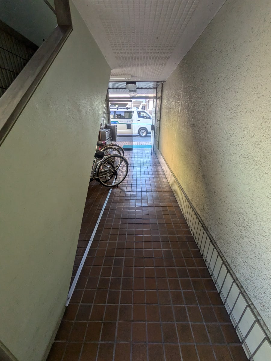 v20260318150758/fresh/building/J00100482341_10