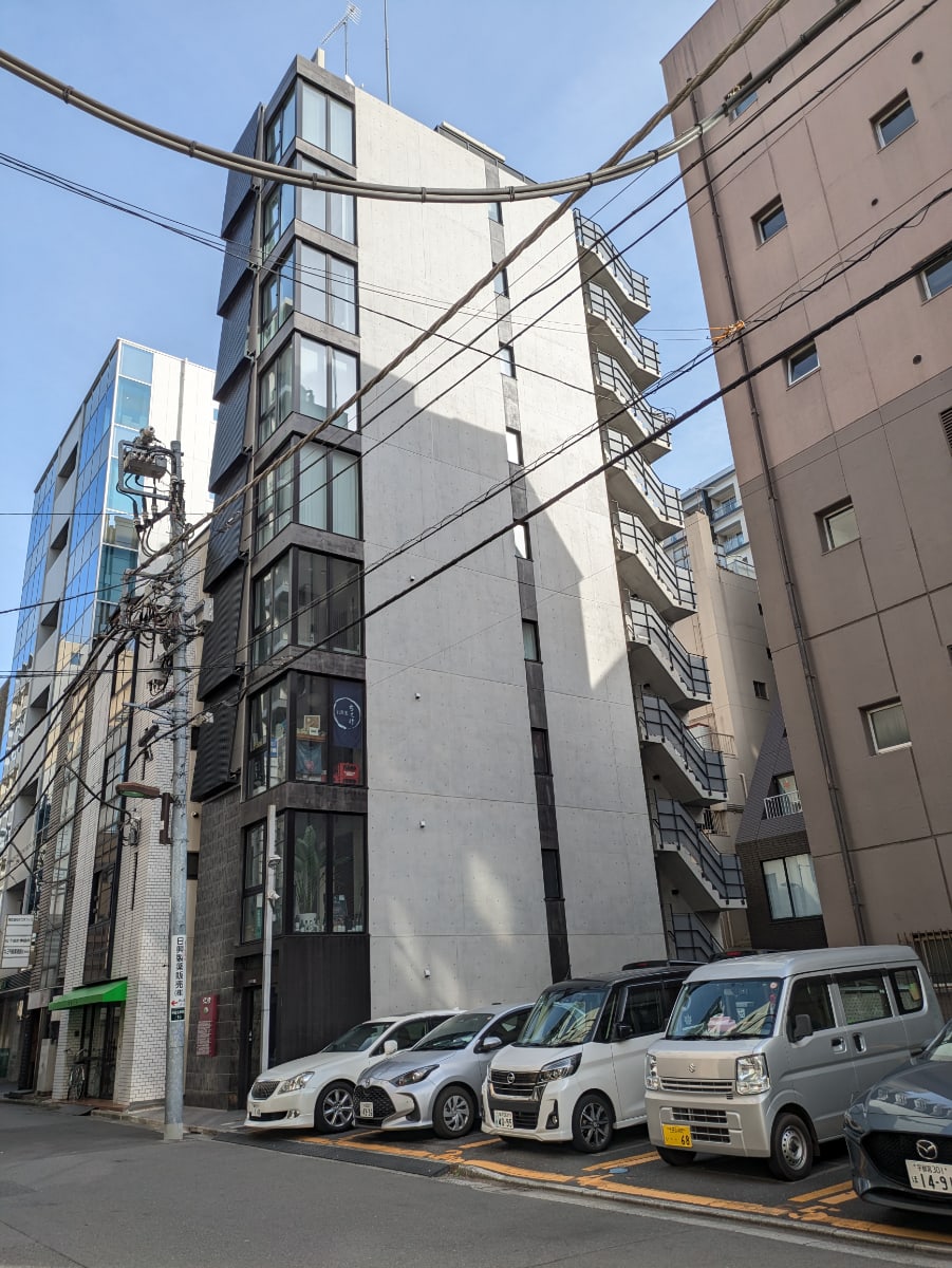 v20260318150758/fresh/building/J00100513264_9
