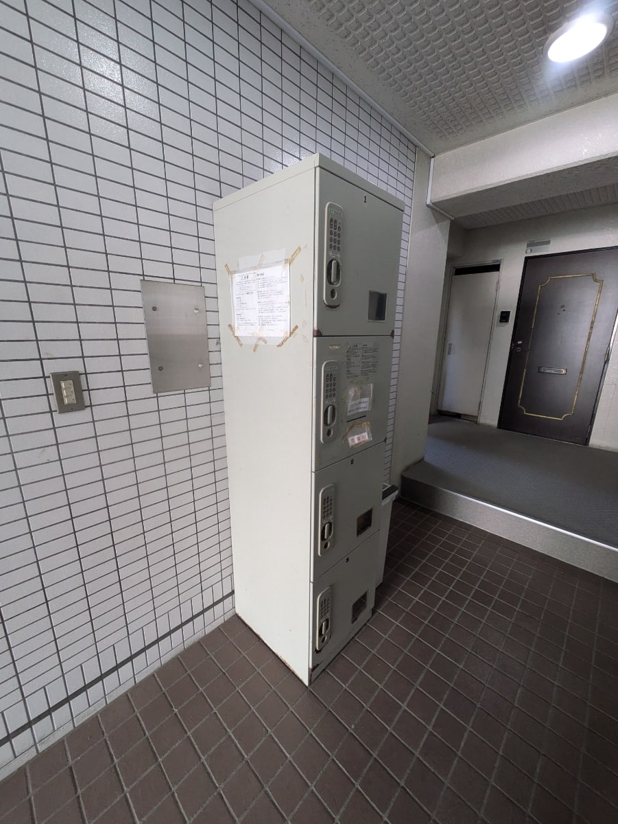 v20260318150758/fresh/building/J00100633979_10