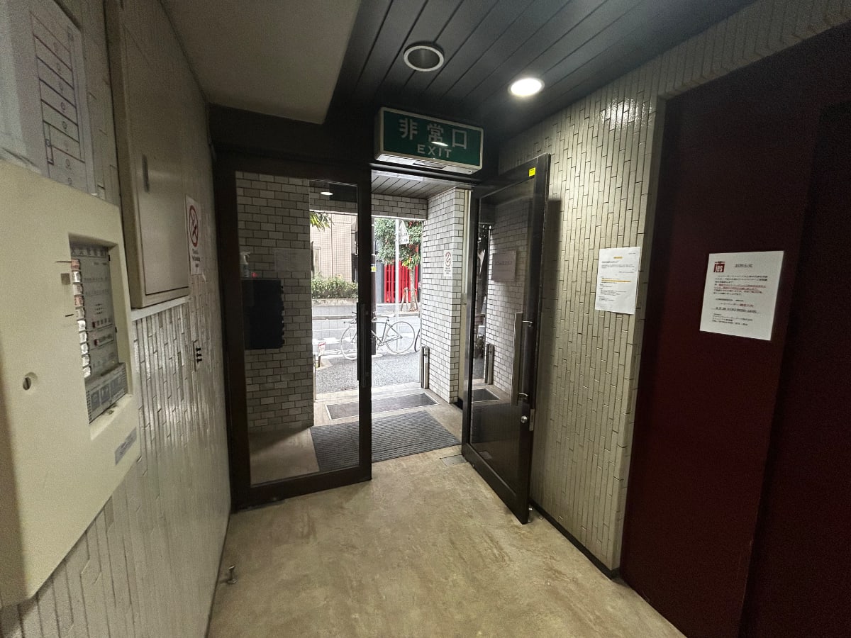 v20260322150654/fresh/building/J00100405843_9