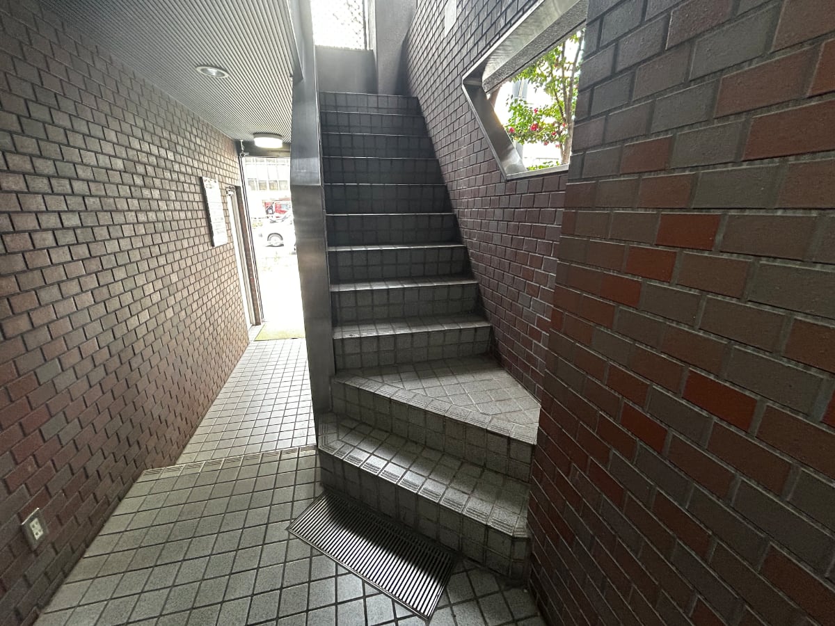 v20260324150759/fresh/building/J00100390060_9