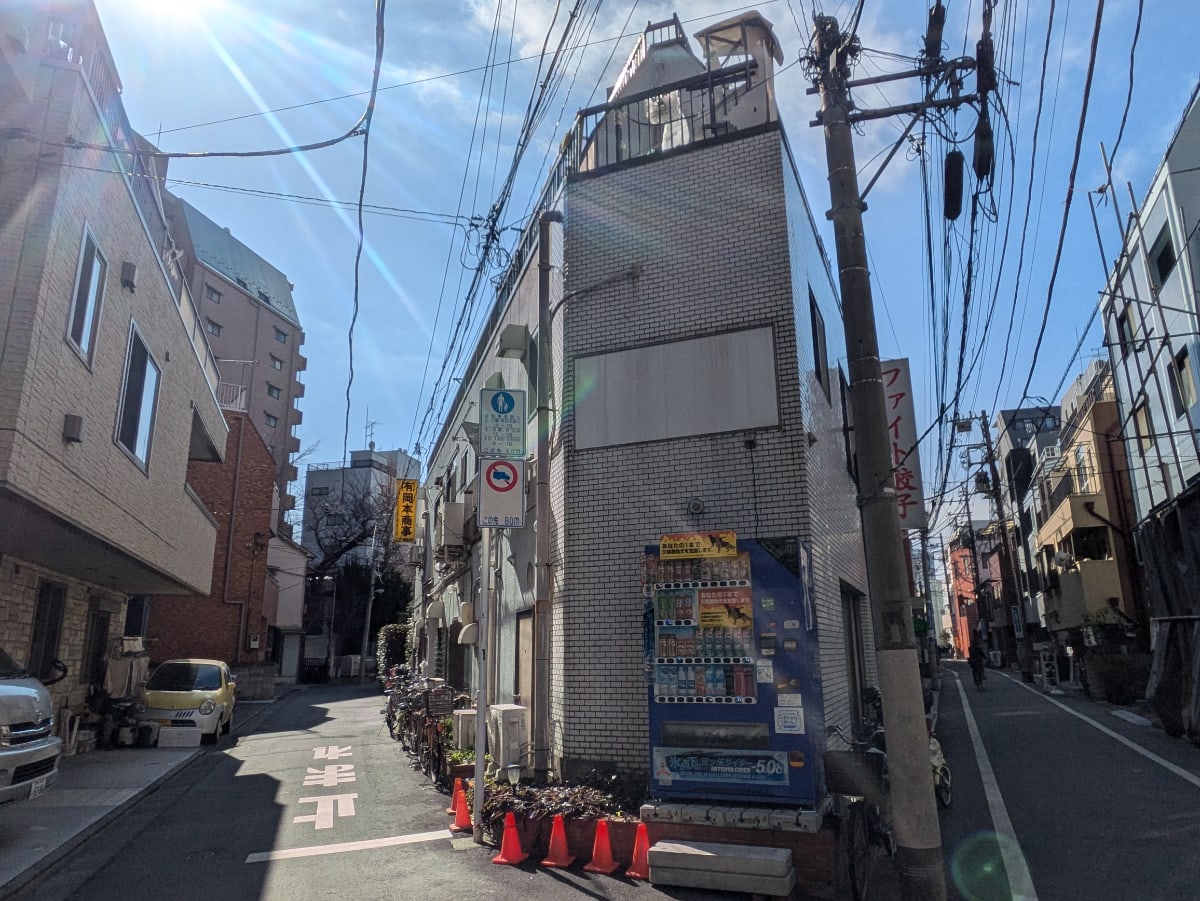 v20260325150909/fresh/building/J00100394900_8