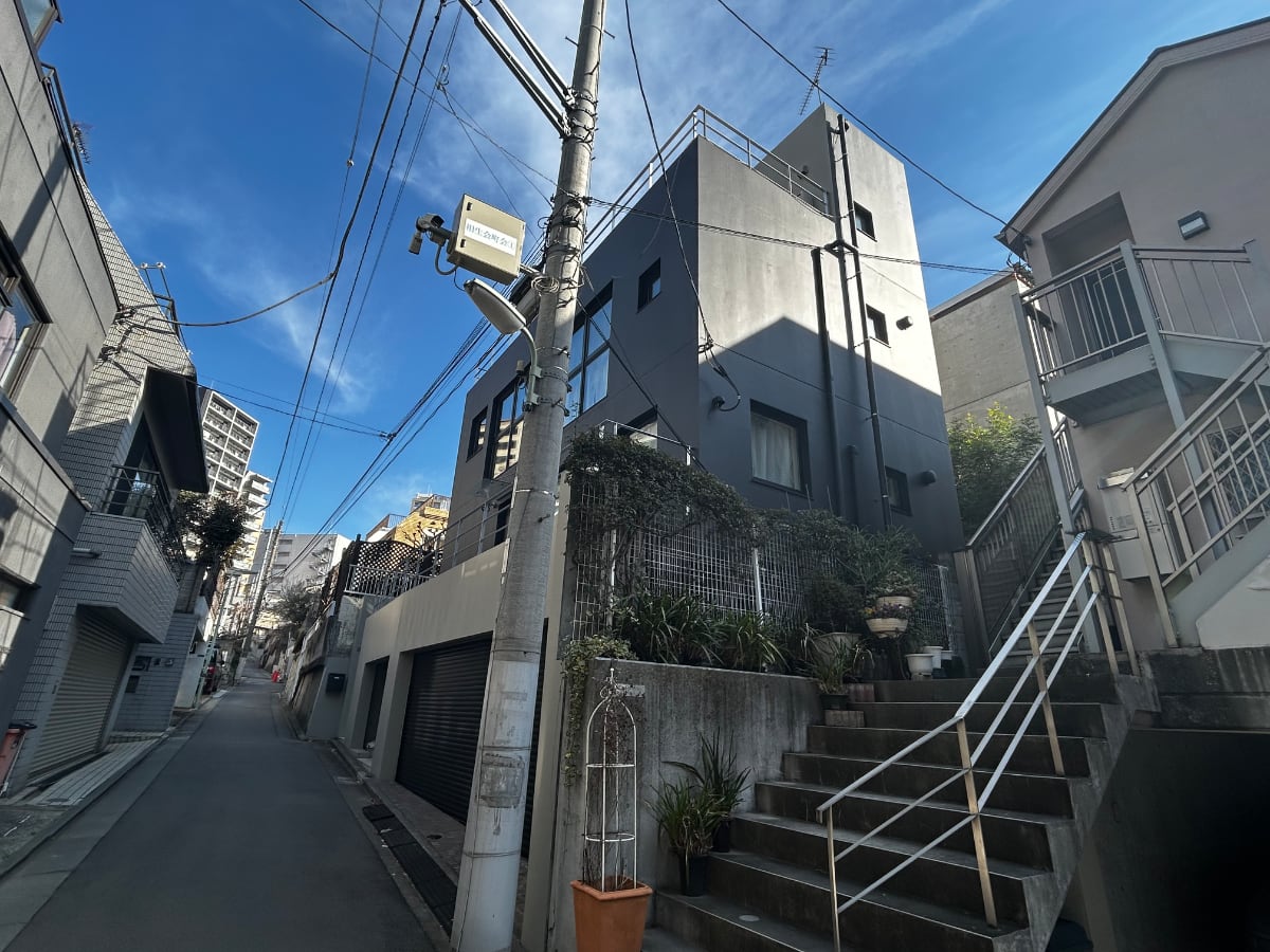 v20260325150909/fresh/building/J00100404648_5