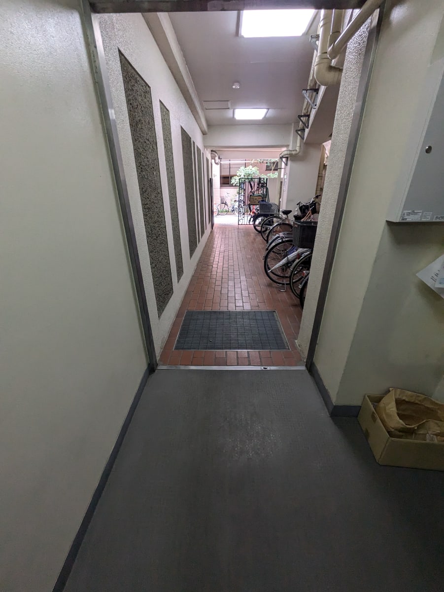 v20260325150909/fresh/building/J00100609394_12