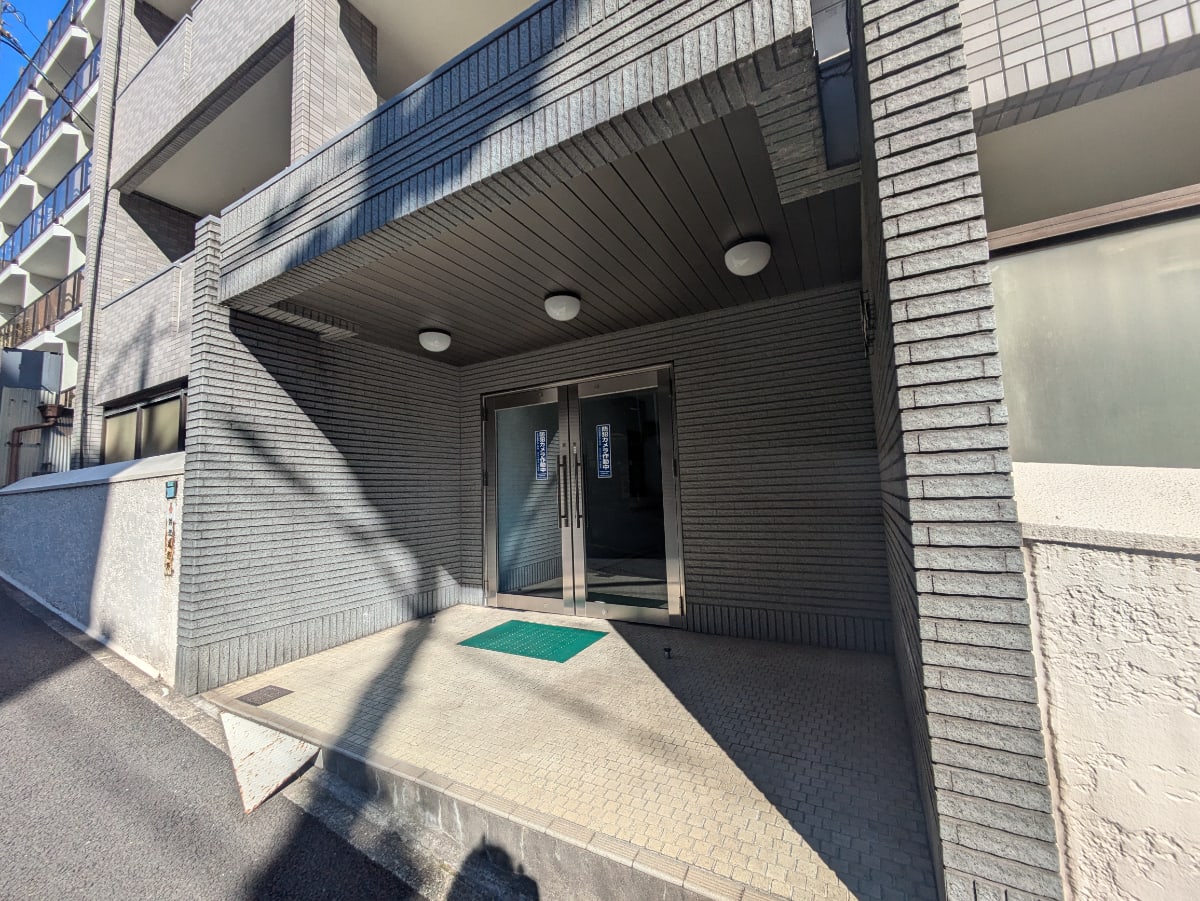 v20260325150909/fresh/building/J00100633649_3