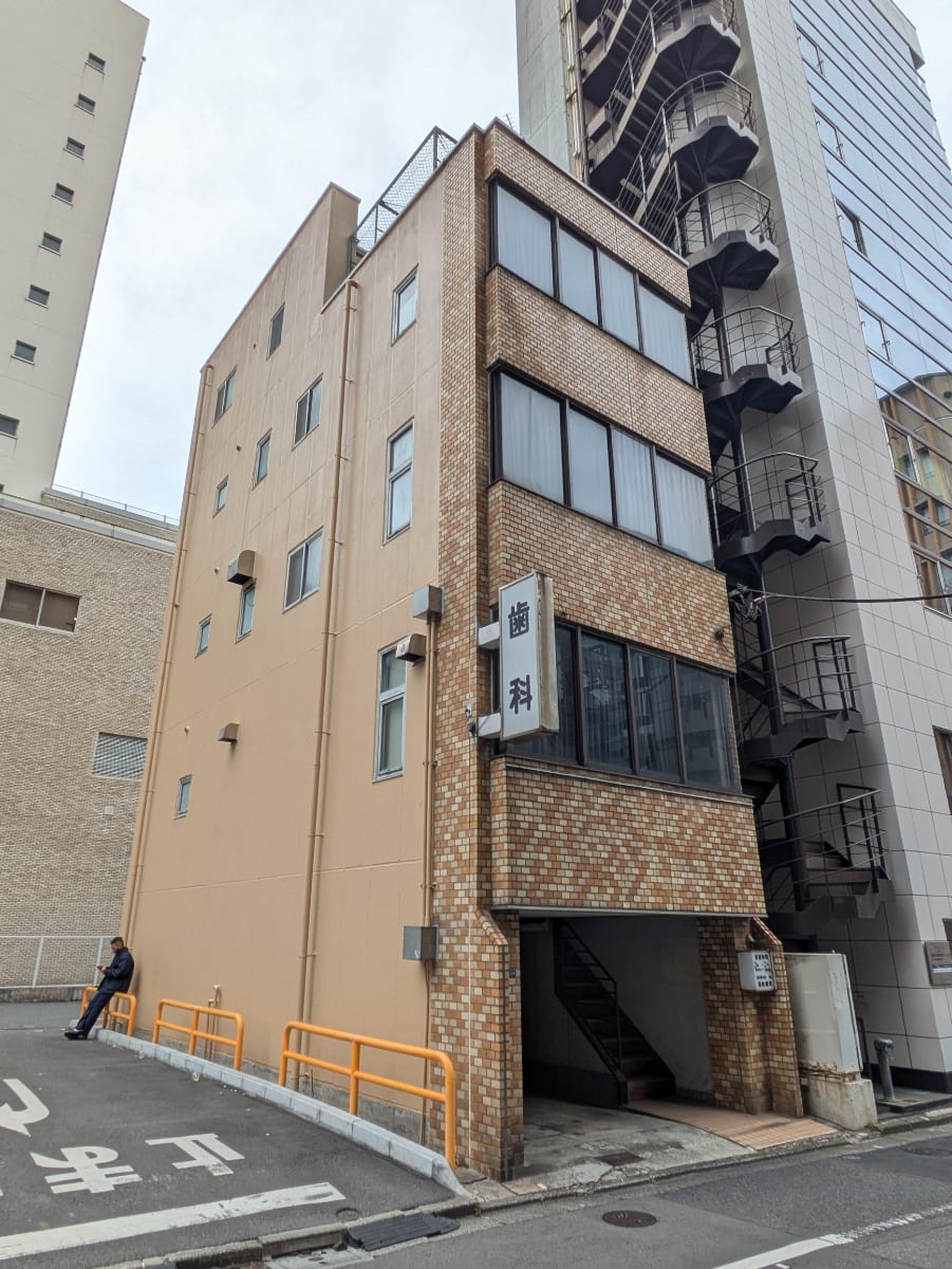 v20260326151010/fresh/building/J00100374624_9