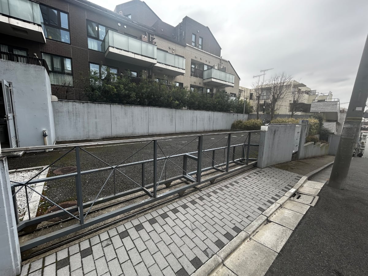 v20260326151010/fresh/building/J00100381423_14