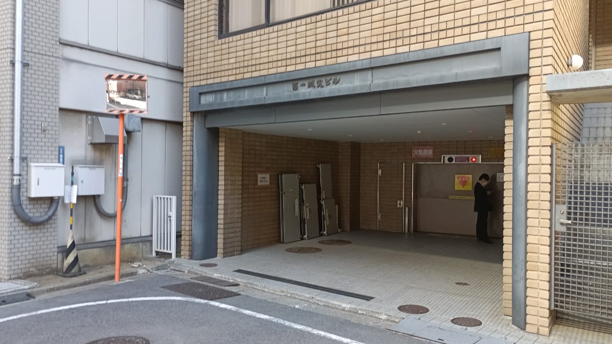 v20260326151010/fresh/building/J00100389585_14