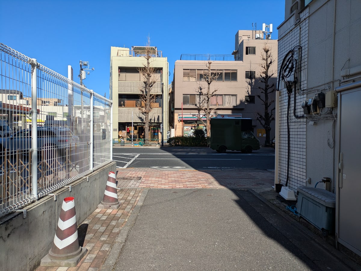v20260326151010/fresh/building/J00100408882_15