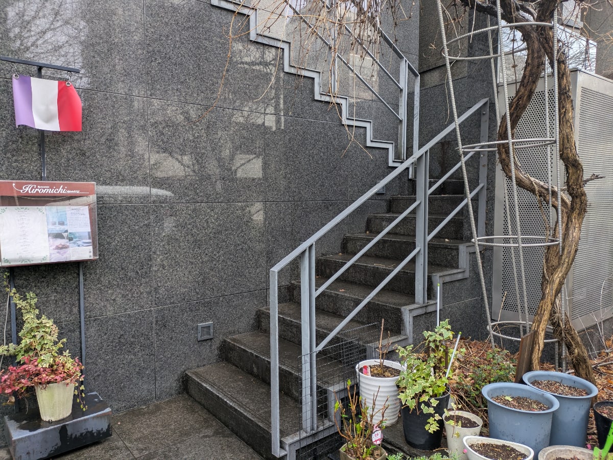 v20260326151010/fresh/building/J00100415700_17
