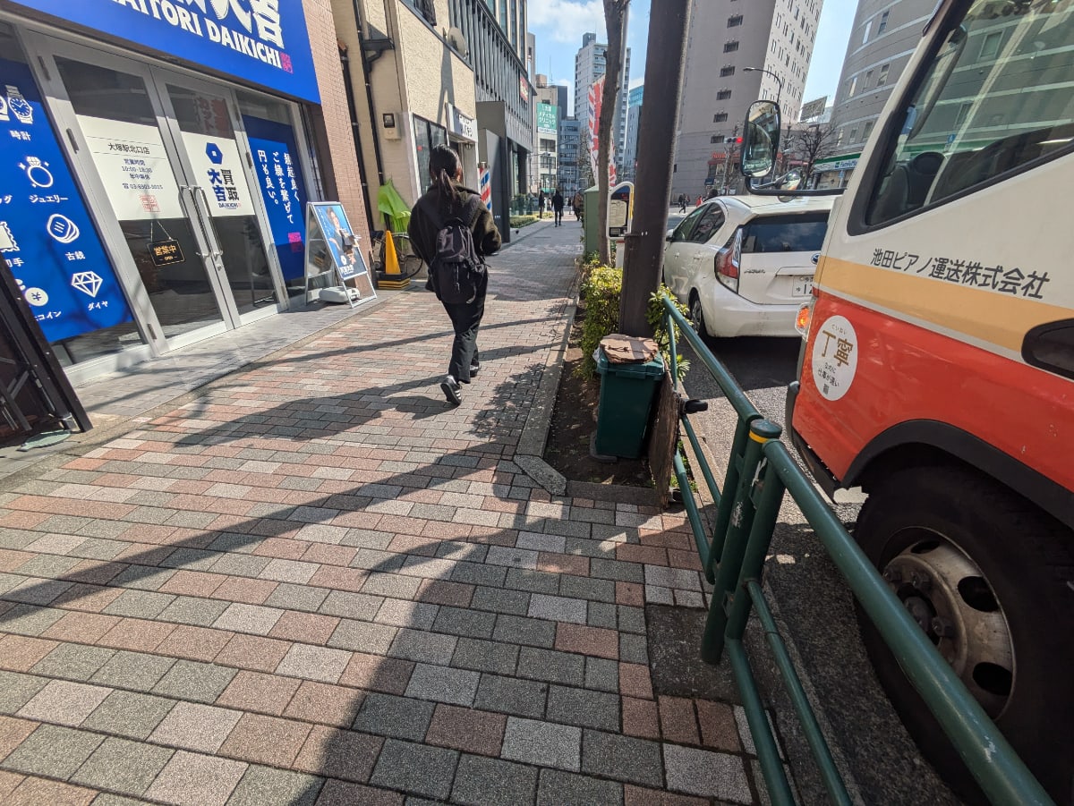 v20260326151010/fresh/building/J00100631184_12