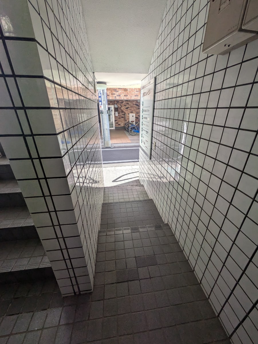 v20260327150806/fresh/building/J00100405316_8