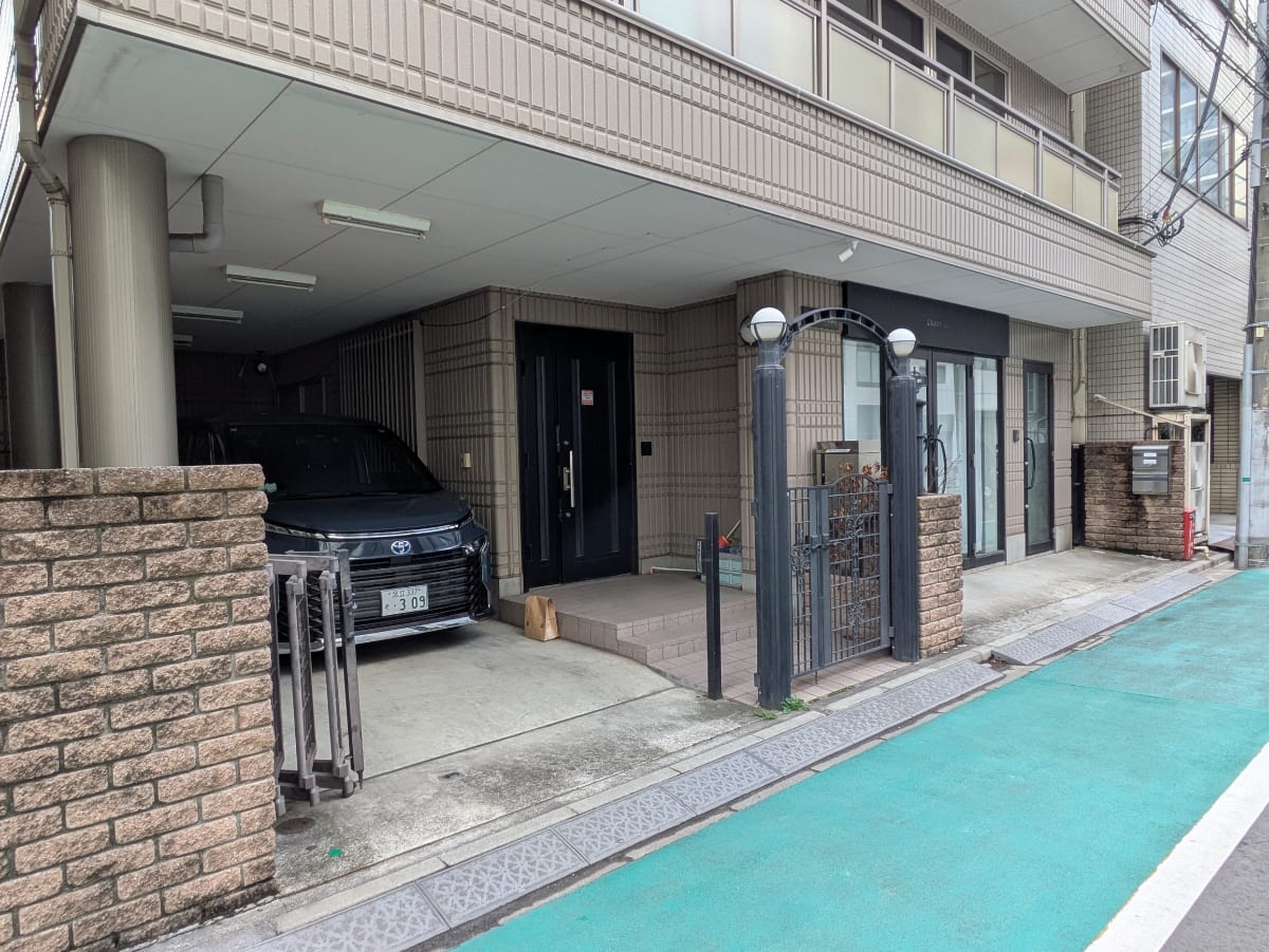 v20260328150635/fresh/building/J00100364906_9