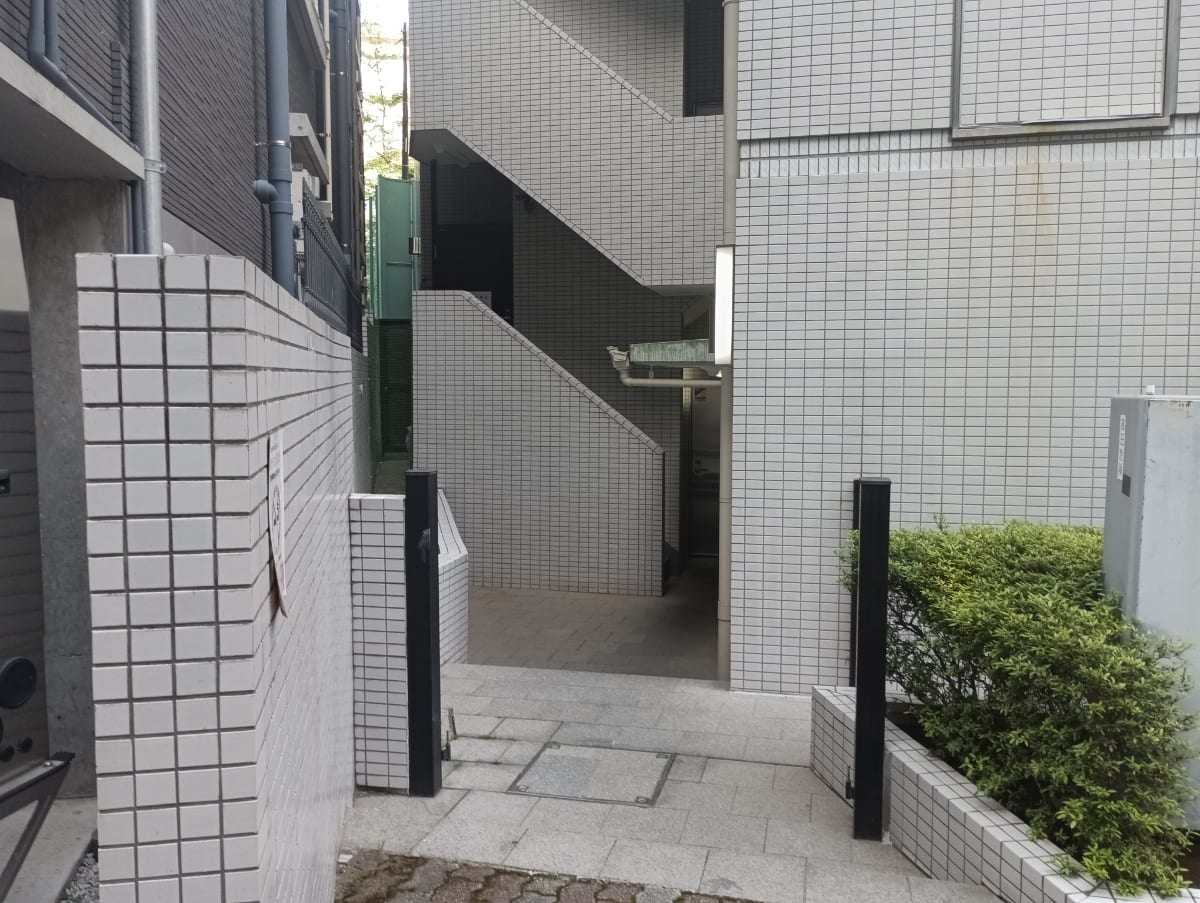 v20260328150635/fresh/building/J00100368194_12
