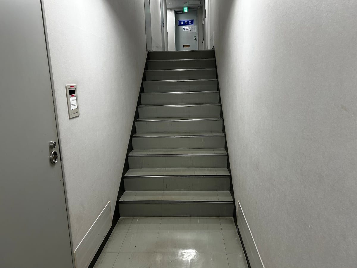 v20260328150635/fresh/building/J00100381698_17