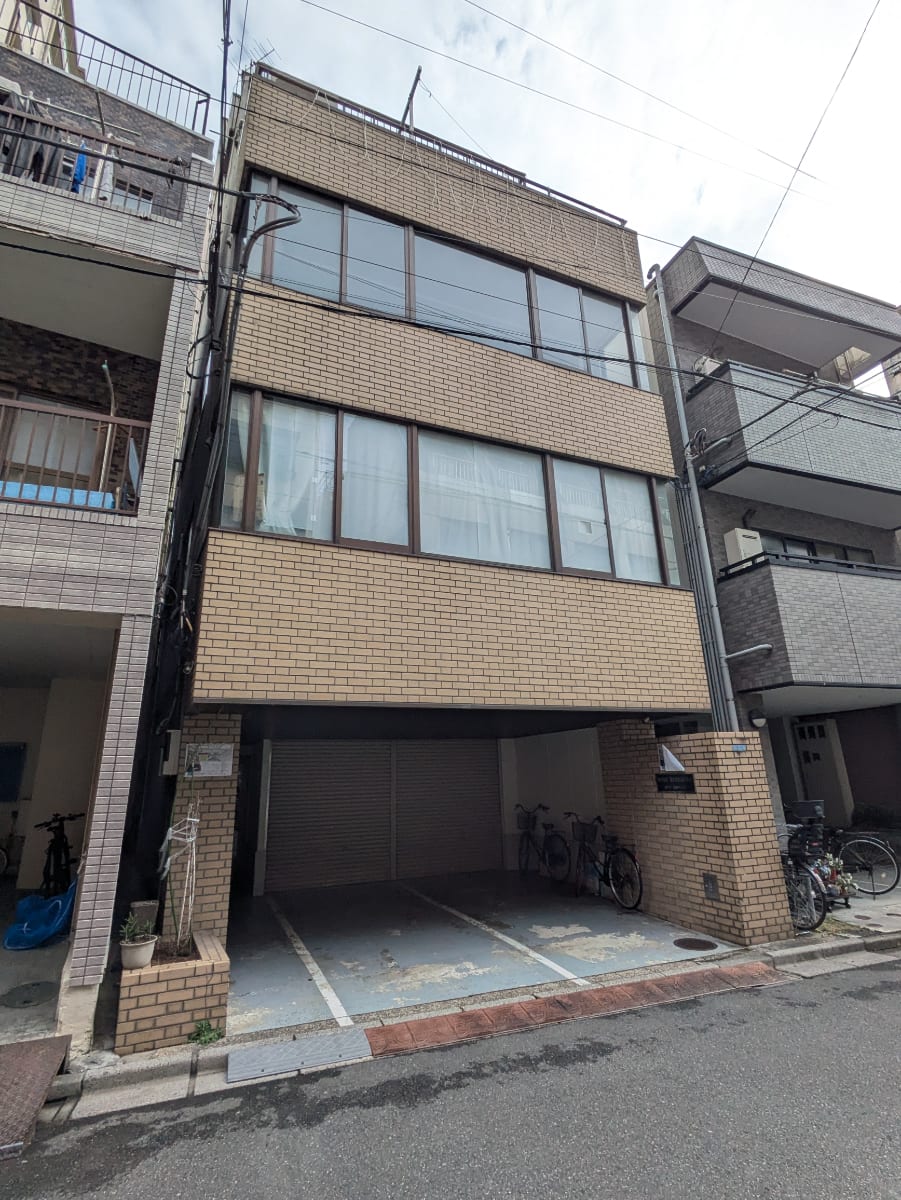 v20260328150635/fresh/building/J00100409040_5
