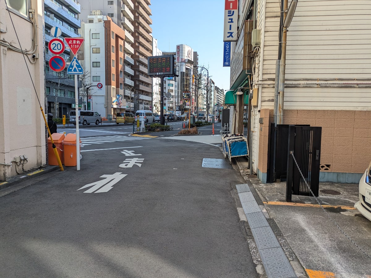 v20260328150635/fresh/building/J00100411005_15