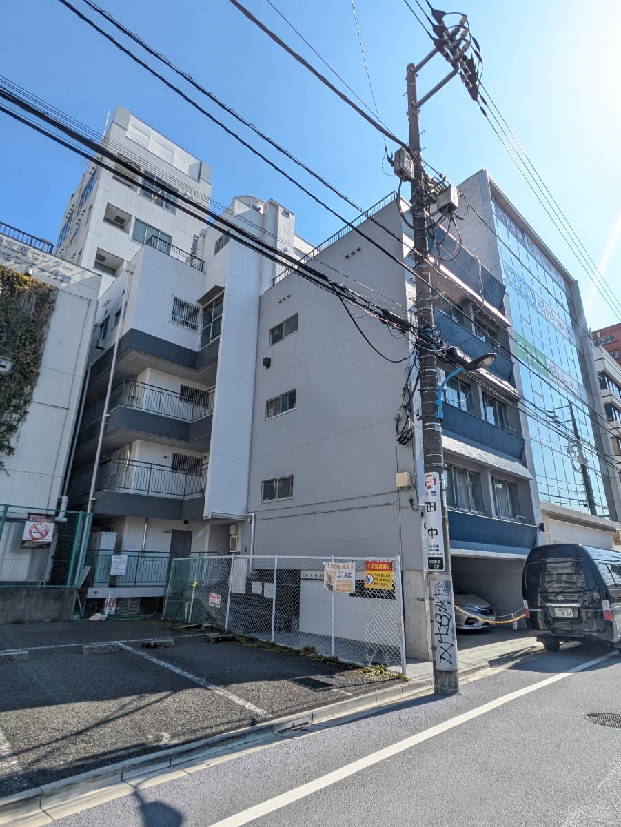 v20260328150635/fresh/building/J00100441668_9
