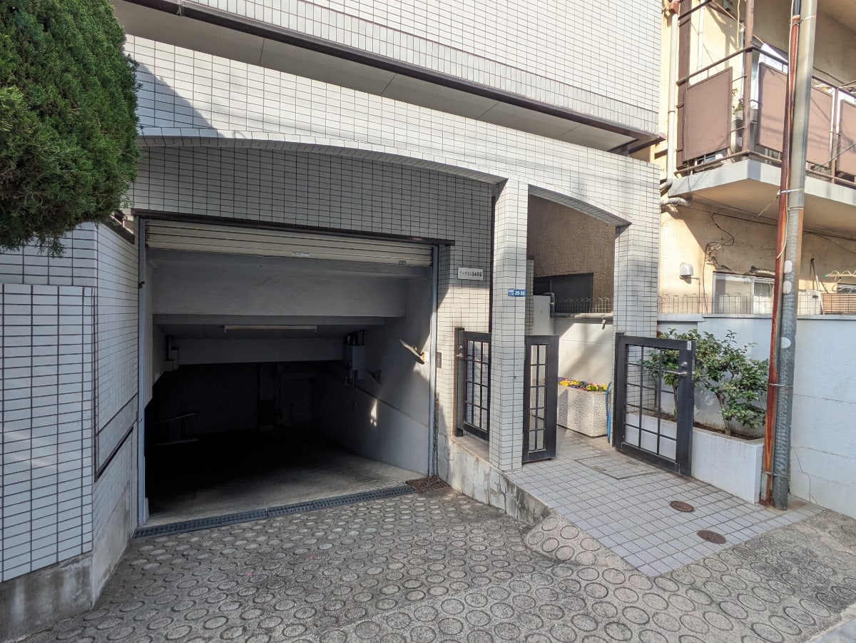 v20260328150635/fresh/building/J00100634537_11