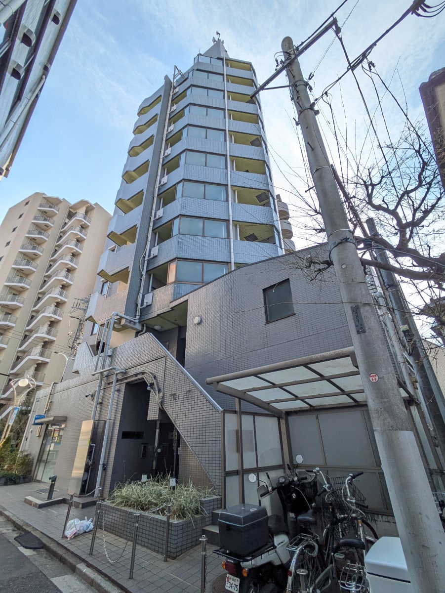 v20260328150635/fresh/building/J00100635305_9