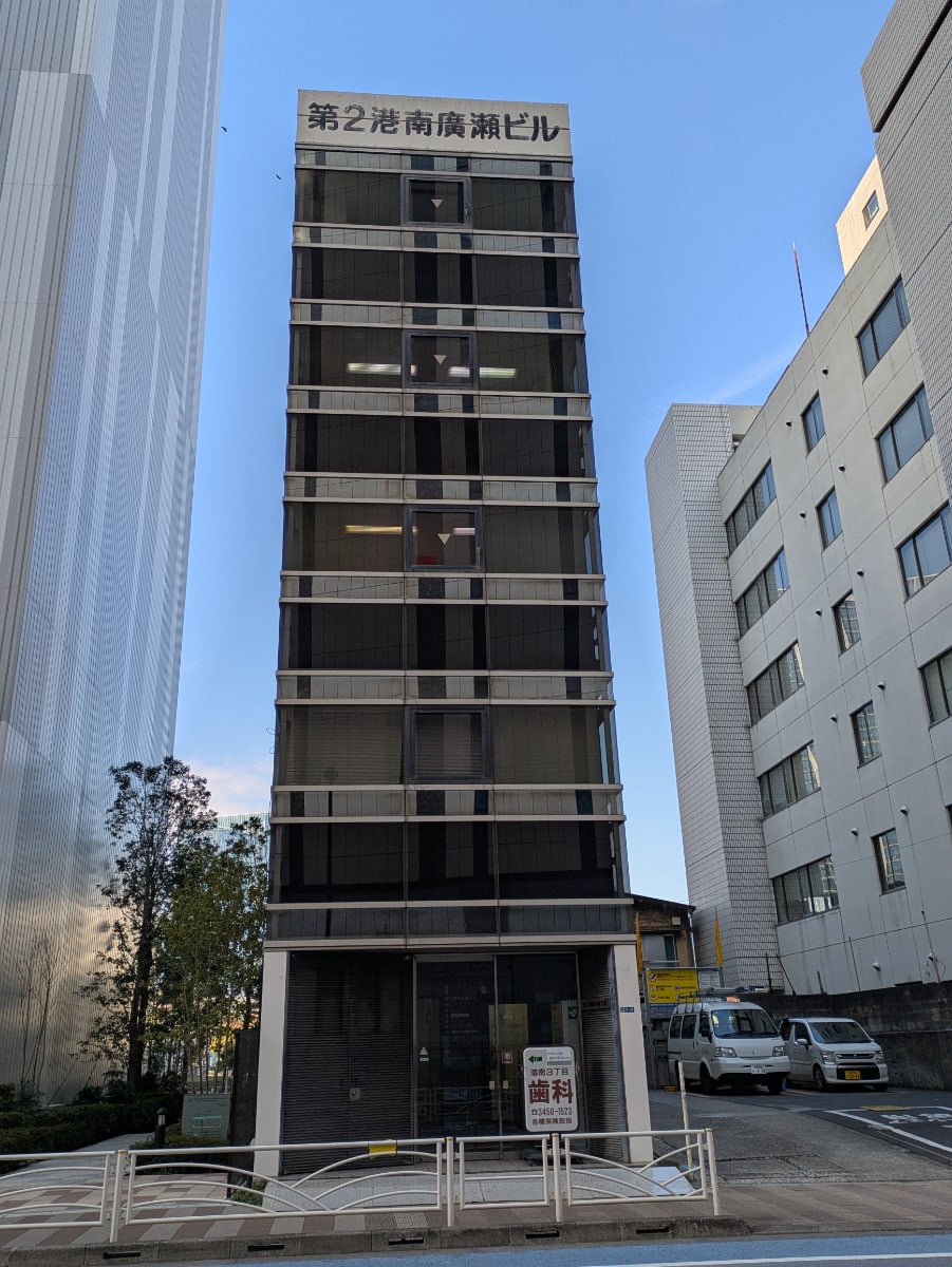 v20260329150641/fresh/building/J00100383152_6