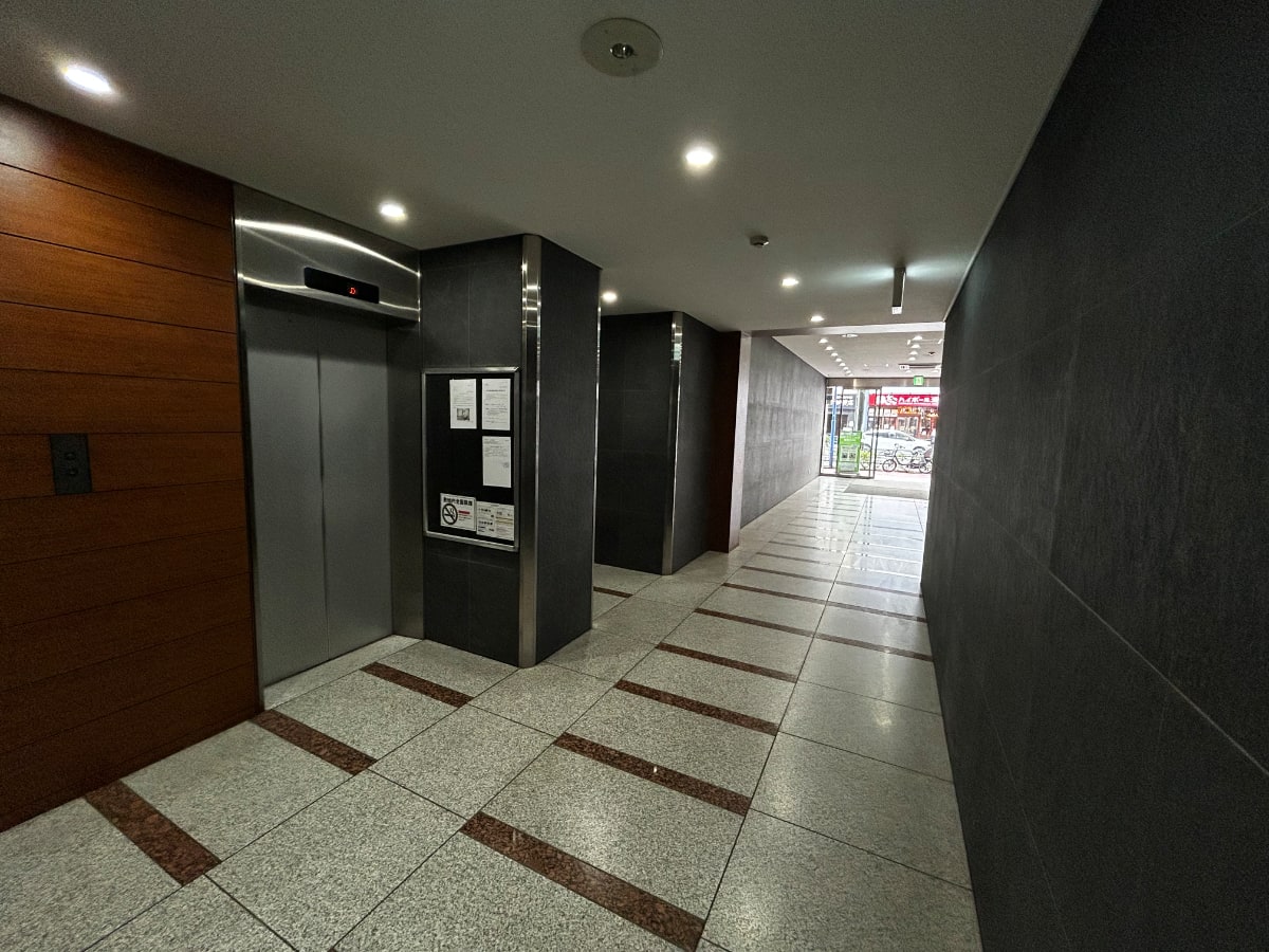 v20260330150857/fresh/building/J00100386625_10