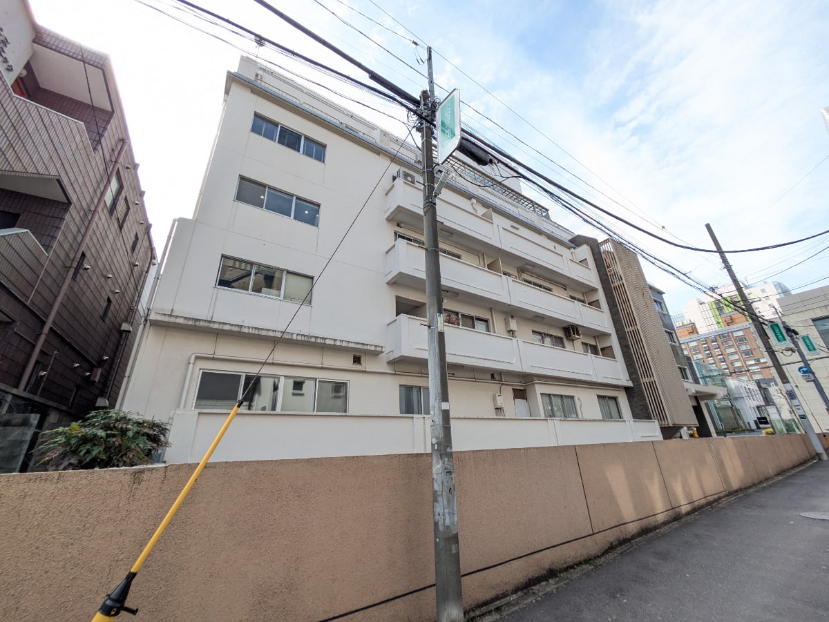 v20260331151546/fresh/building/J00100357053_12