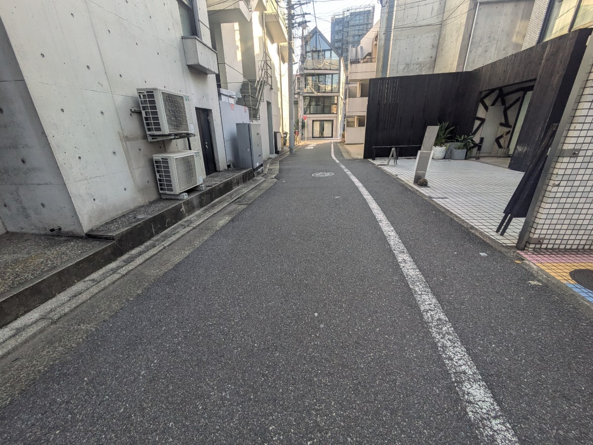 v20260331151546/fresh/building/J00100364281_12