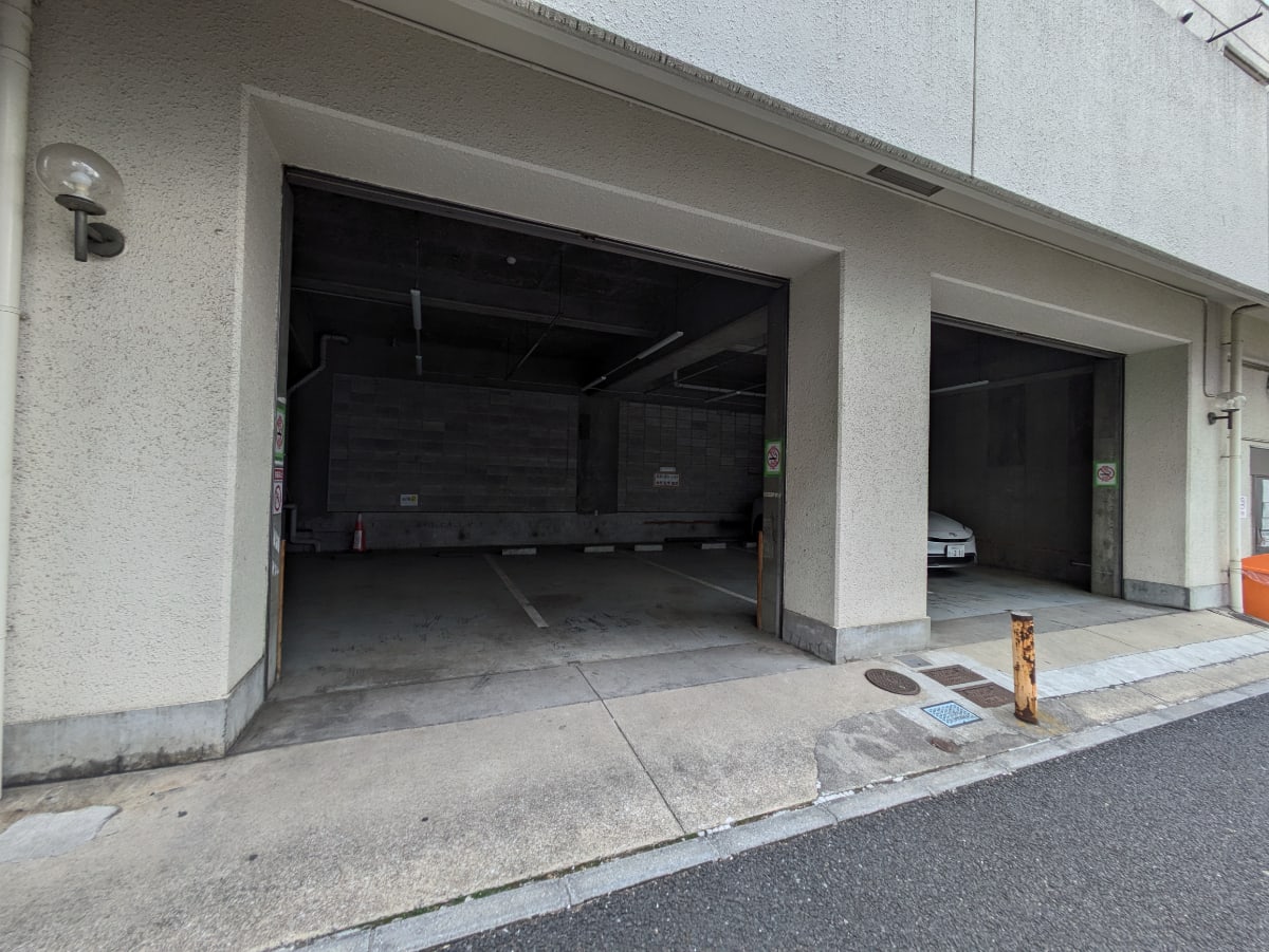 v20260331151546/fresh/building/J00100386716_9