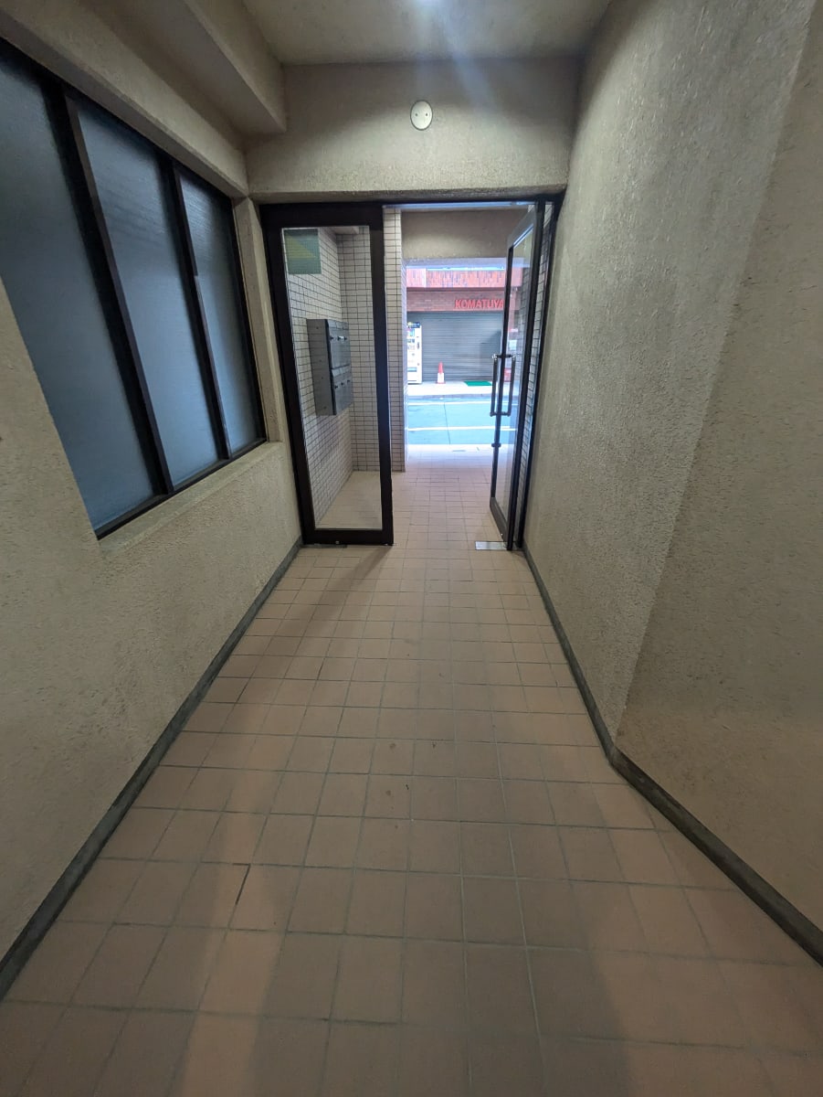 v20260331151546/fresh/building/J00100401375_8