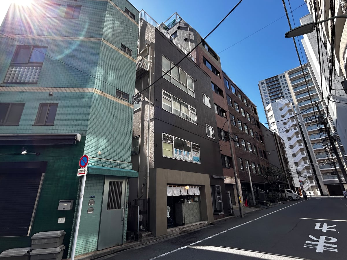 v20260331151546/fresh/building/J00100402411_5