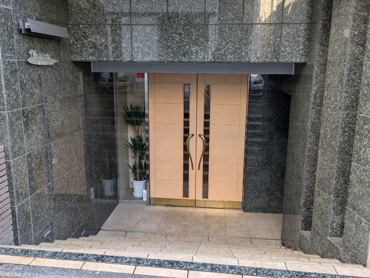 v20260331151546/fresh/building/J00100403202_3