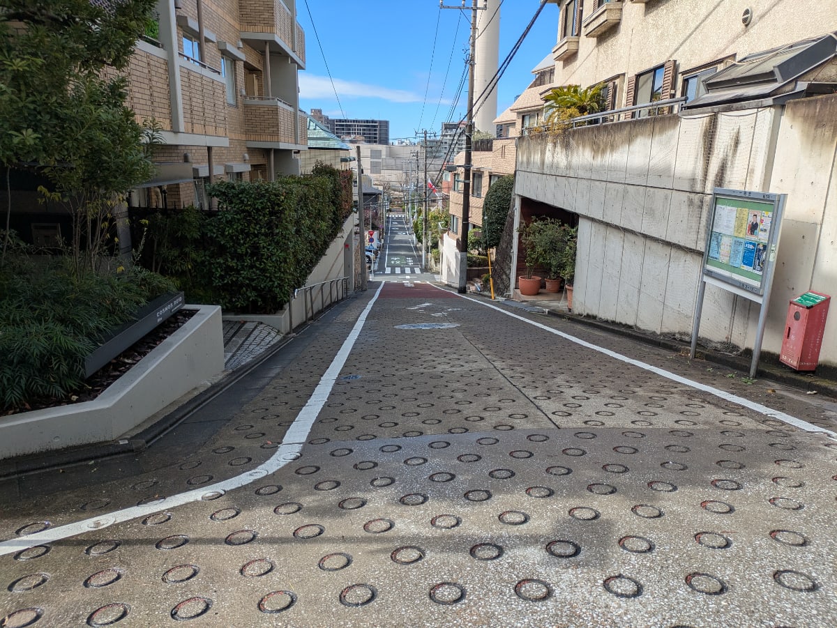 v20260331151546/fresh/building/J00100404950_12