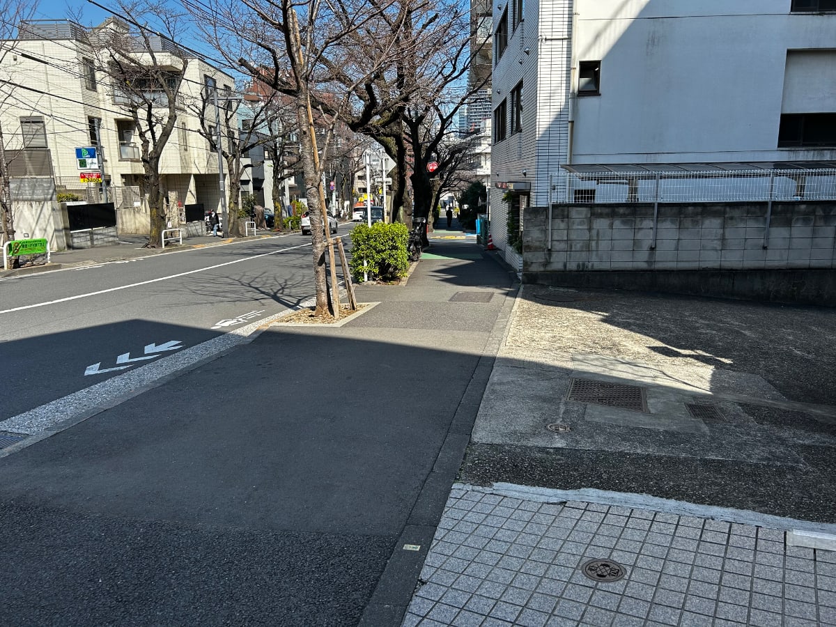 v20260331151546/fresh/building/J00100405970_12