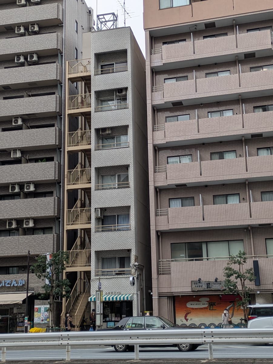 v20260331151546/fresh/building/J00100406491_16