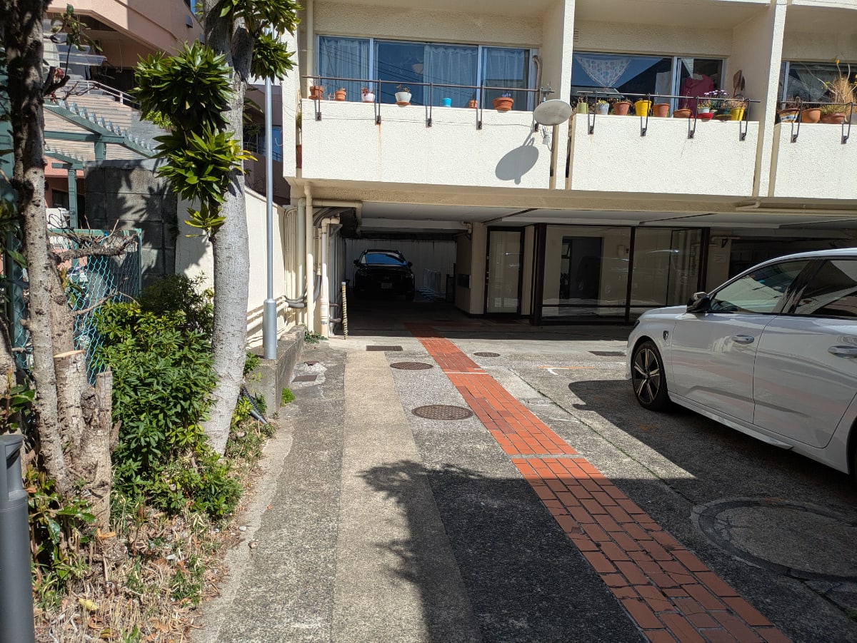 v20260331151546/fresh/building/J00100409825_12