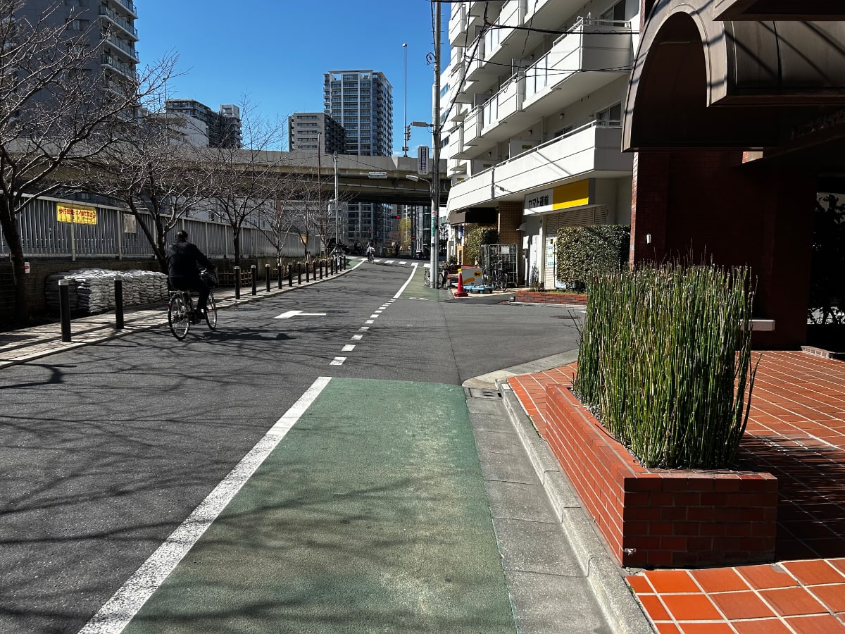 v20260331151546/fresh/building/J00100425514_17