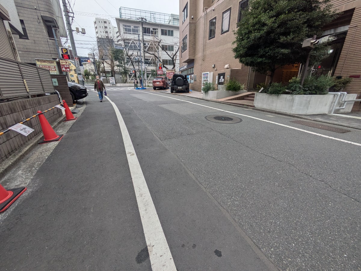 v20260331151546/fresh/building/J00100432300_16