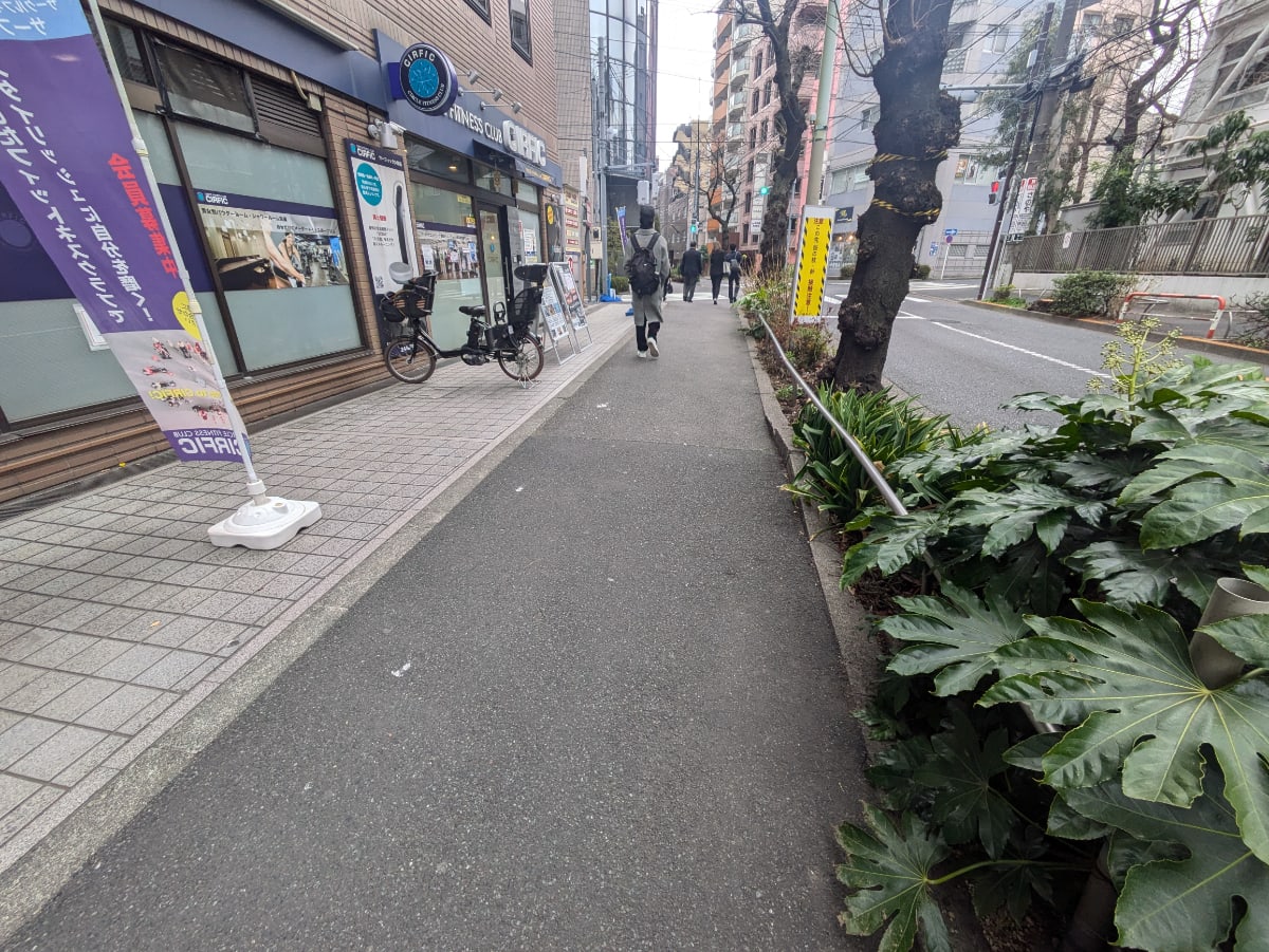 v20260331151546/fresh/building/J00100432300_2