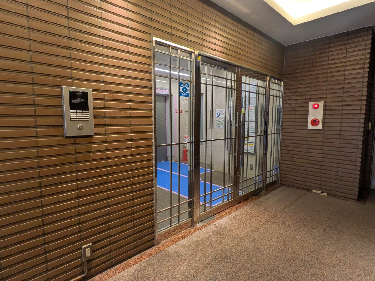 v20260331151546/fresh/building/J00100432300_6