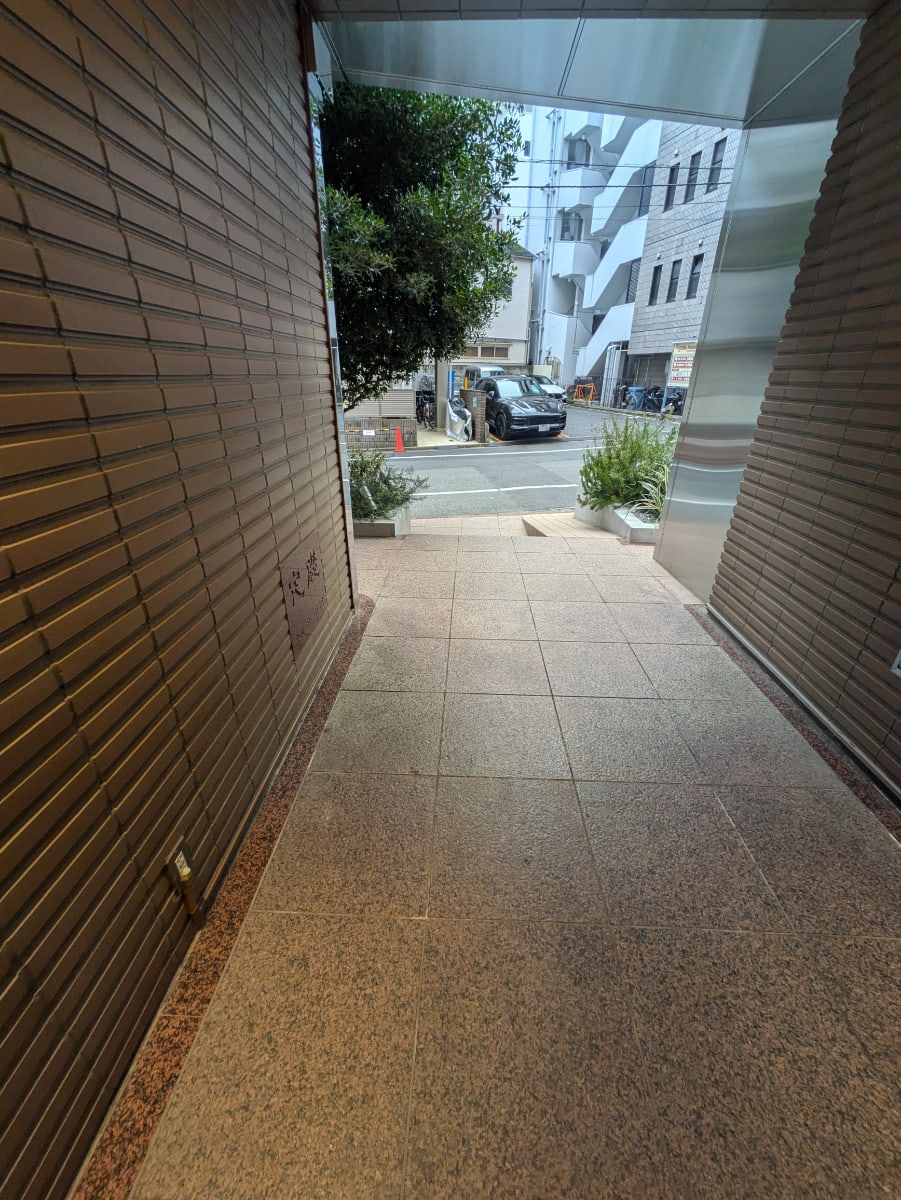 v20260331151546/fresh/building/J00100432300_8