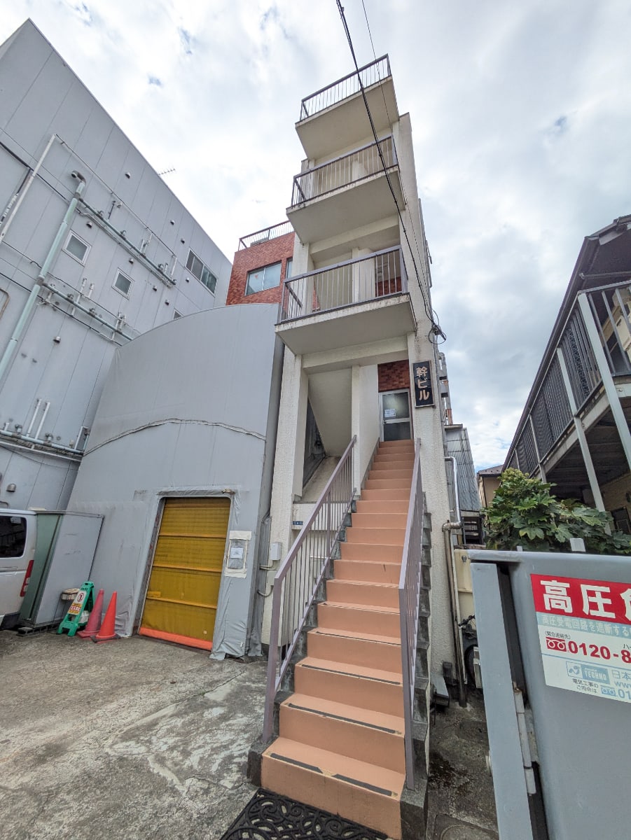 v20260331151546/fresh/building/J00100442182_11