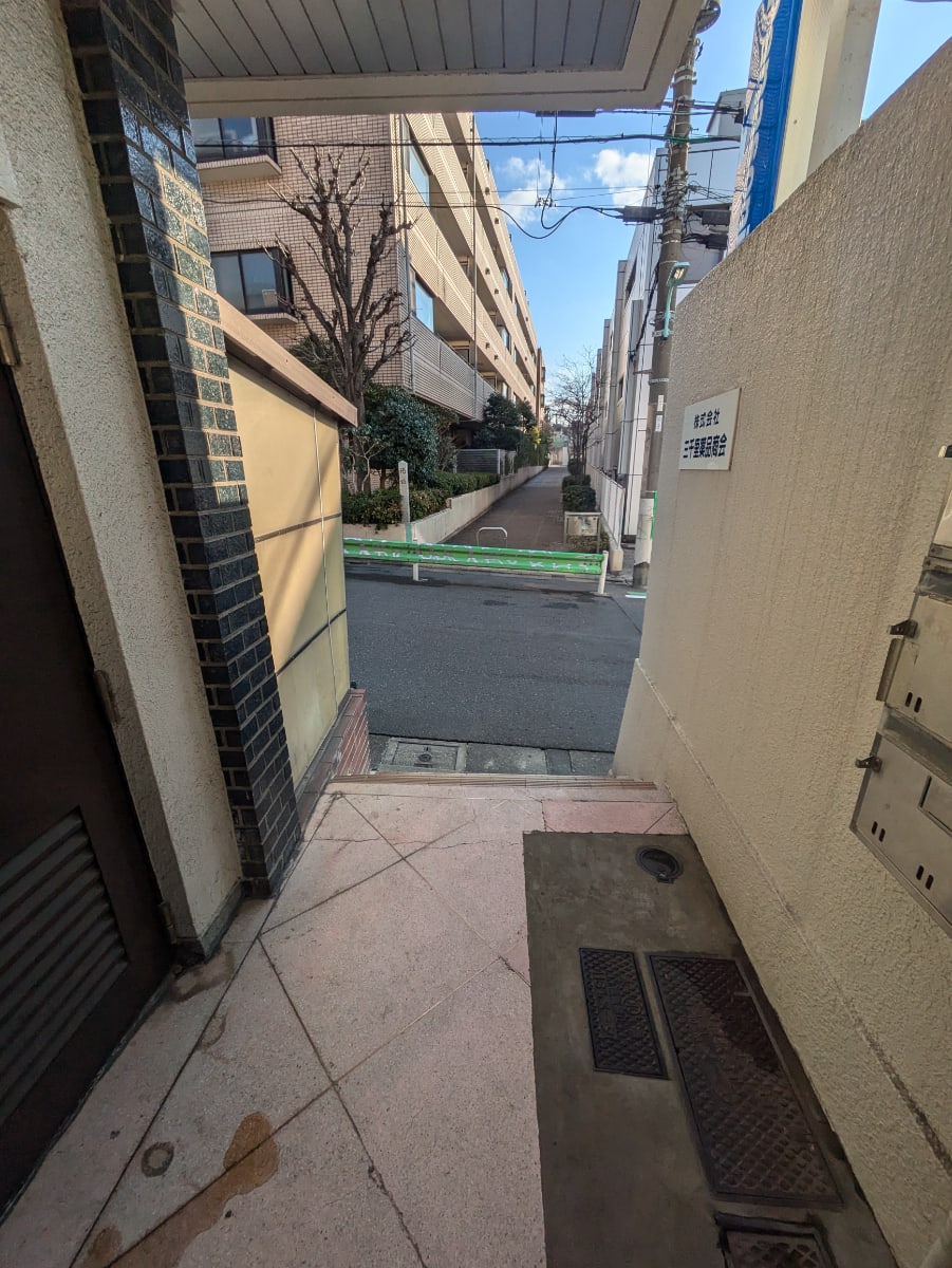 v20260331151546/fresh/building/J00100491501_6