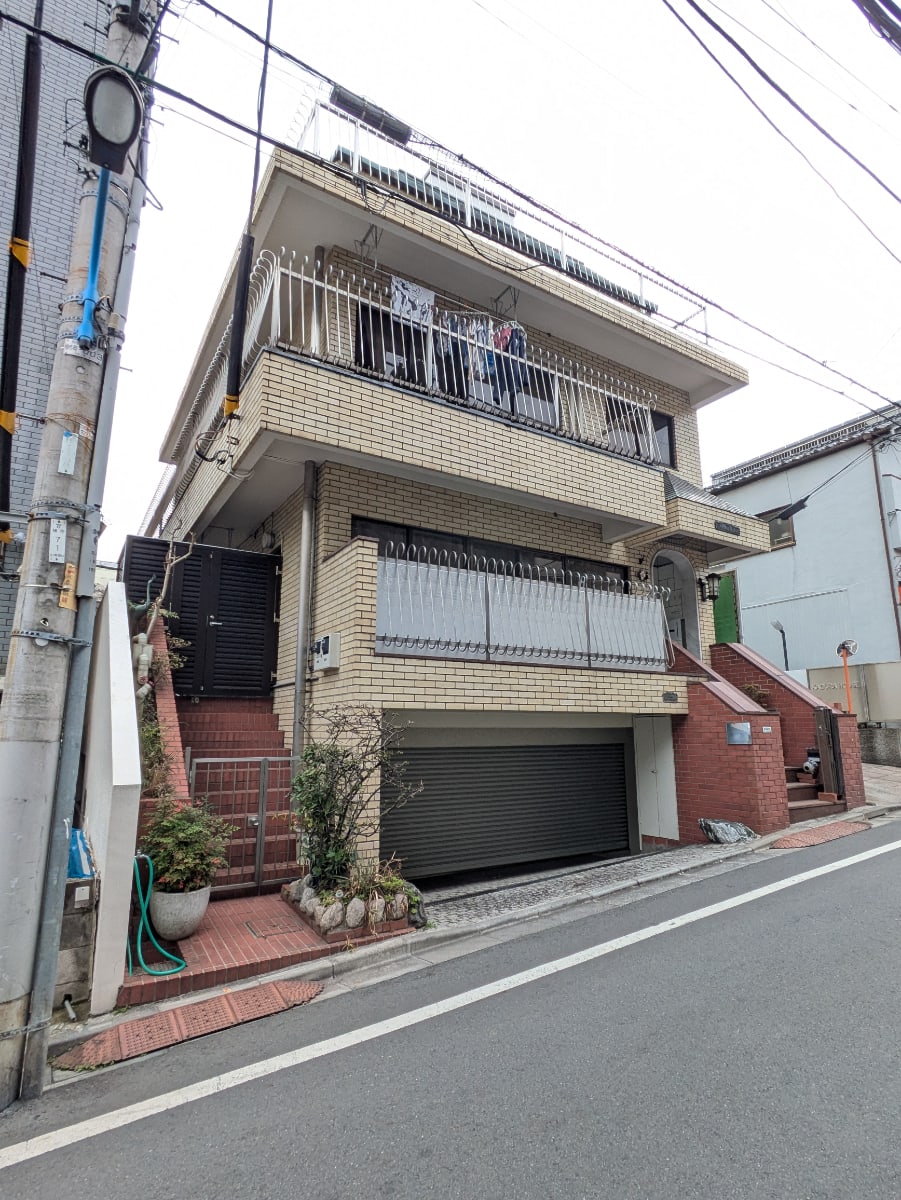 v20260331151546/fresh/building/J00100608119_11