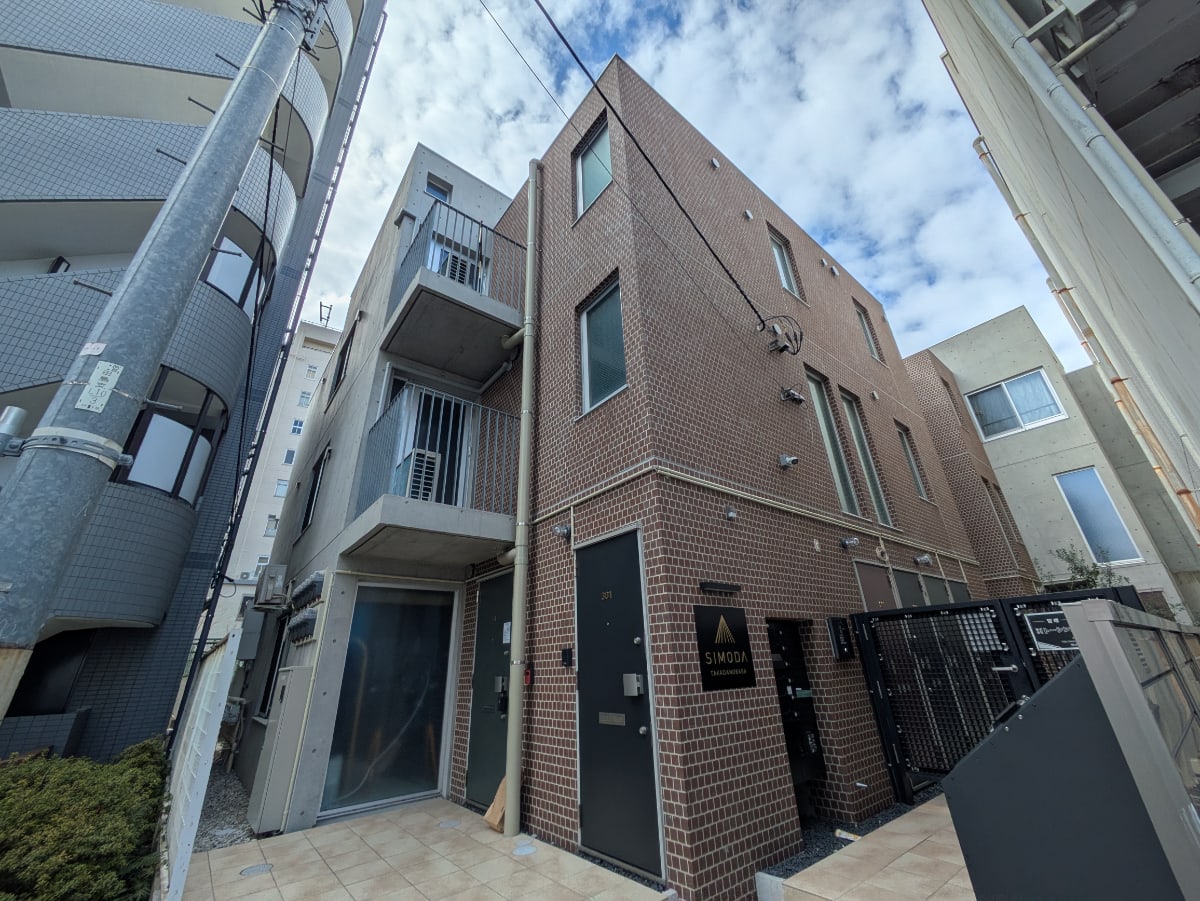 v20260331151546/fresh/building/J00100610057_1