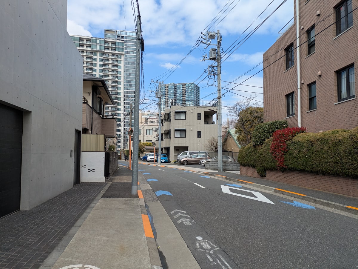 v20260406072300/fresh/building/J00100357141_11