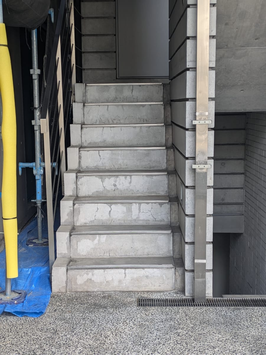 v20260406072300/fresh/building/J00100362228_4
