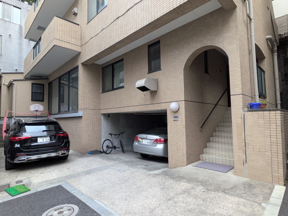 v20260406072300/fresh/building/J00100370947_8